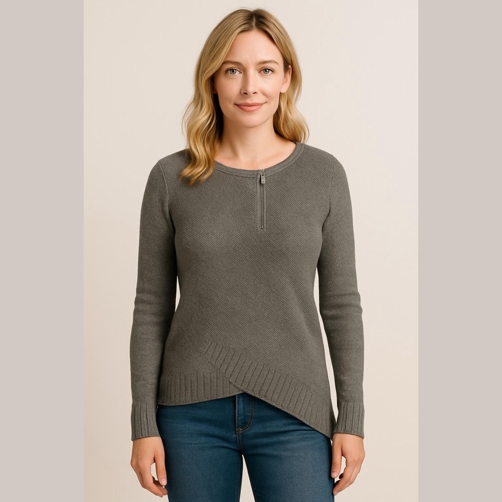 VENUS Gray Knit Sweater Top Shirt Asymmetrical Hem Half Zip Size Small NWOT